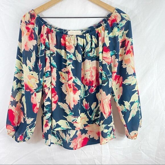 Eight Sixty Top - Picture 5 of 5